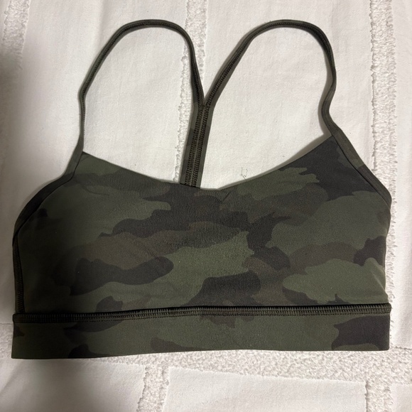 Lululemon Camo Sports Bra – Size 2 (Used, Great Condition) - Picture 1 of 2